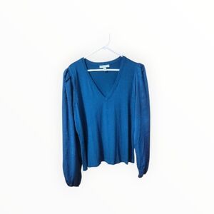 Chic Teal V-Neck Blouse